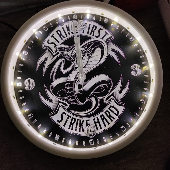 Cobra Kai wall clock - Picture 3 of 12